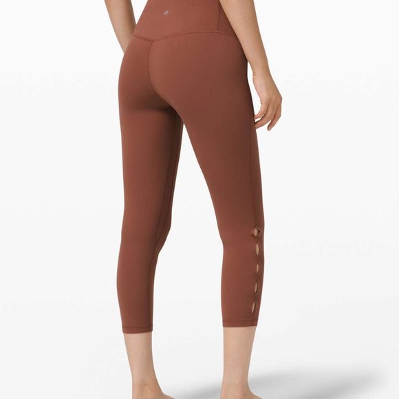 Unlimit High-Rise Crop 23" - Picture 2 of 12